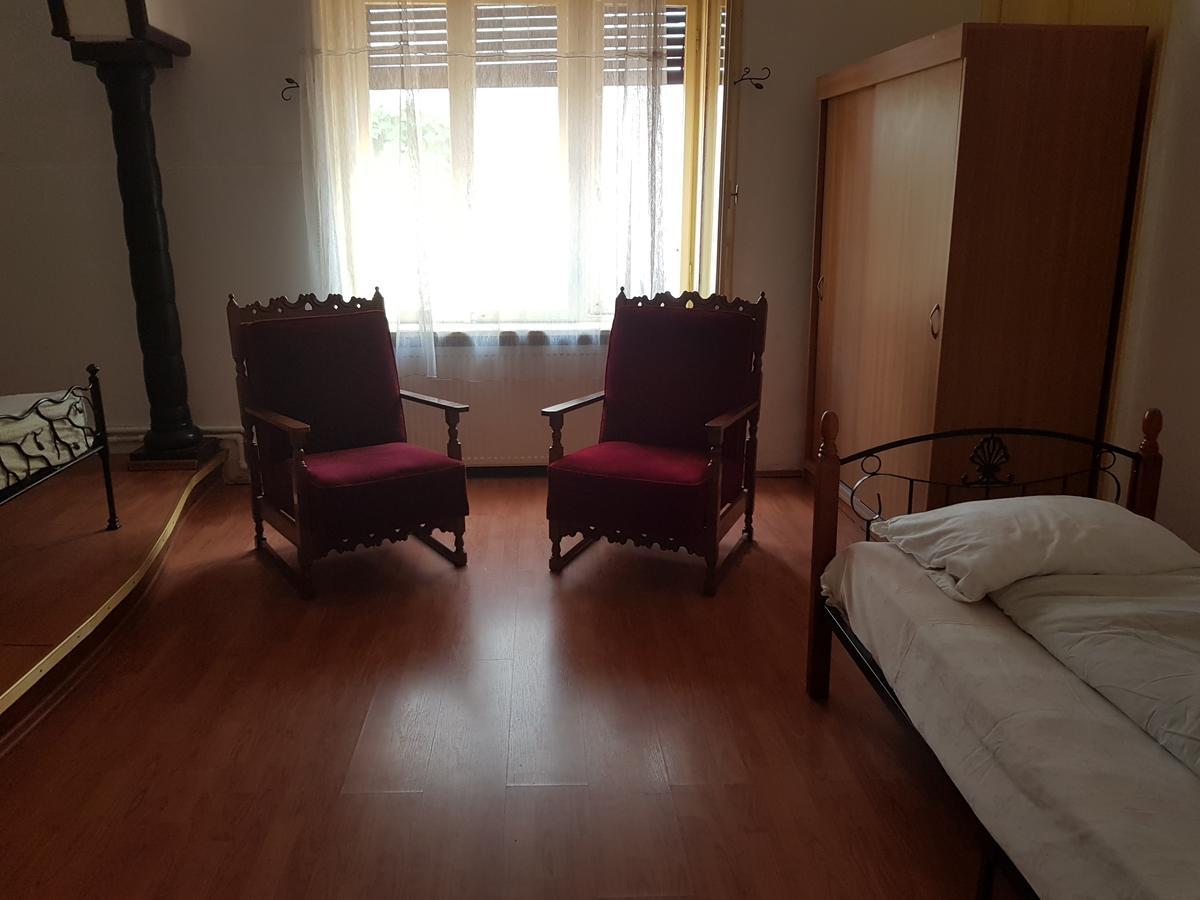 克拉奥华 Casa Boiereasca旅舍 外观 照片