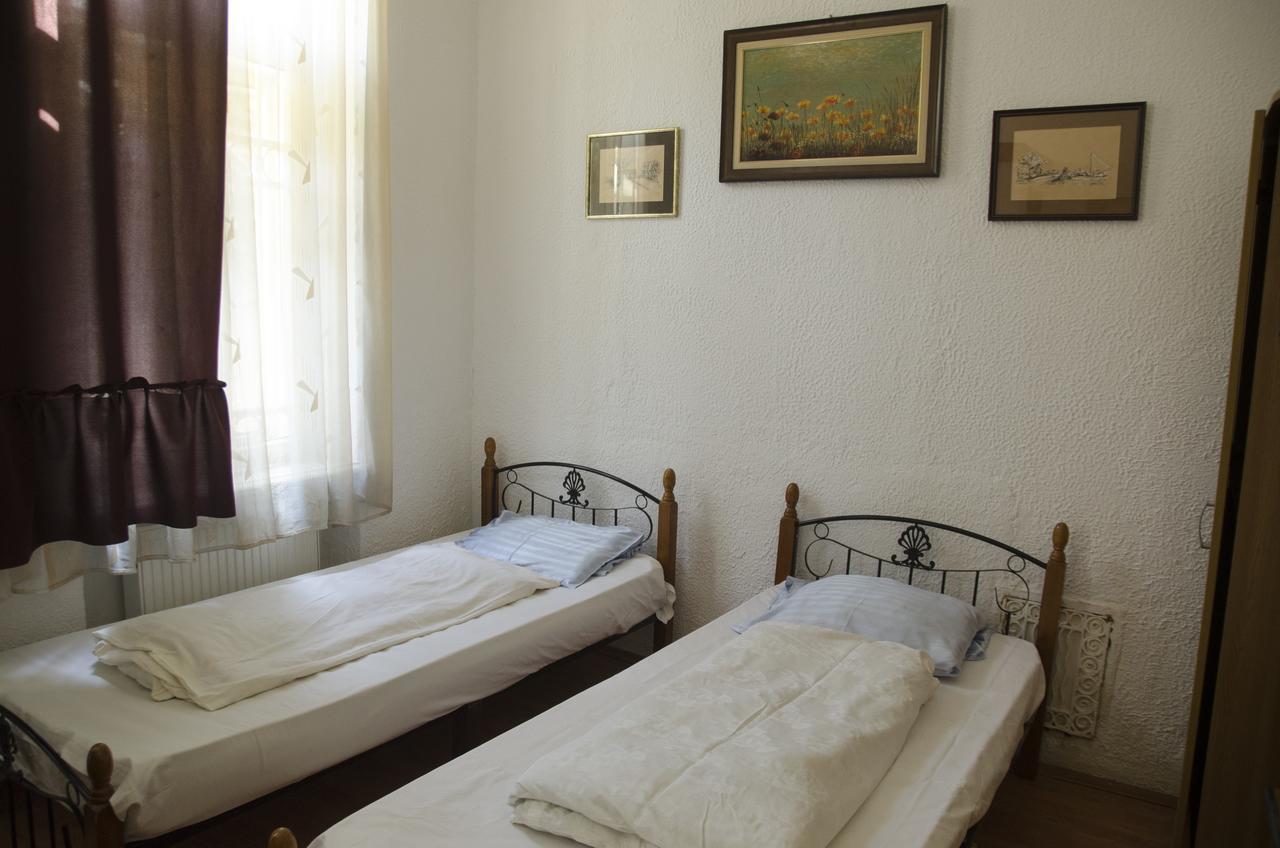 克拉奥华 Casa Boiereasca旅舍 外观 照片