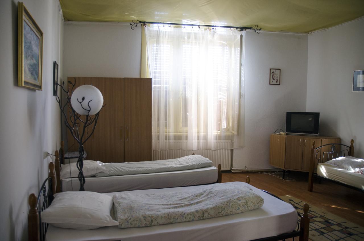 克拉奥华 Casa Boiereasca旅舍 外观 照片